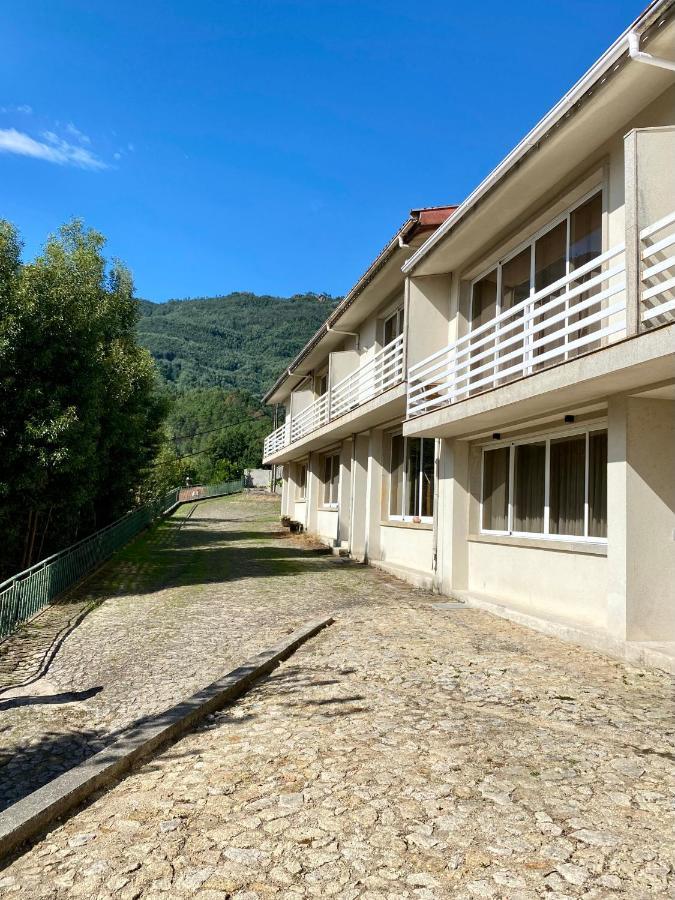 Geres Distinto Apartment Luaran gambar