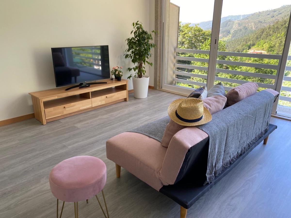 Geres Distinto Apartment Luaran gambar