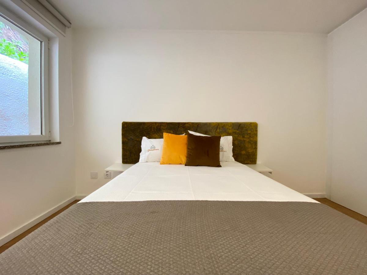 Geres Distinto Apartment Luaran gambar