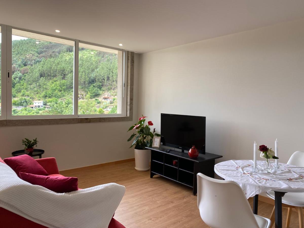 Geres Distinto Apartment Luaran gambar