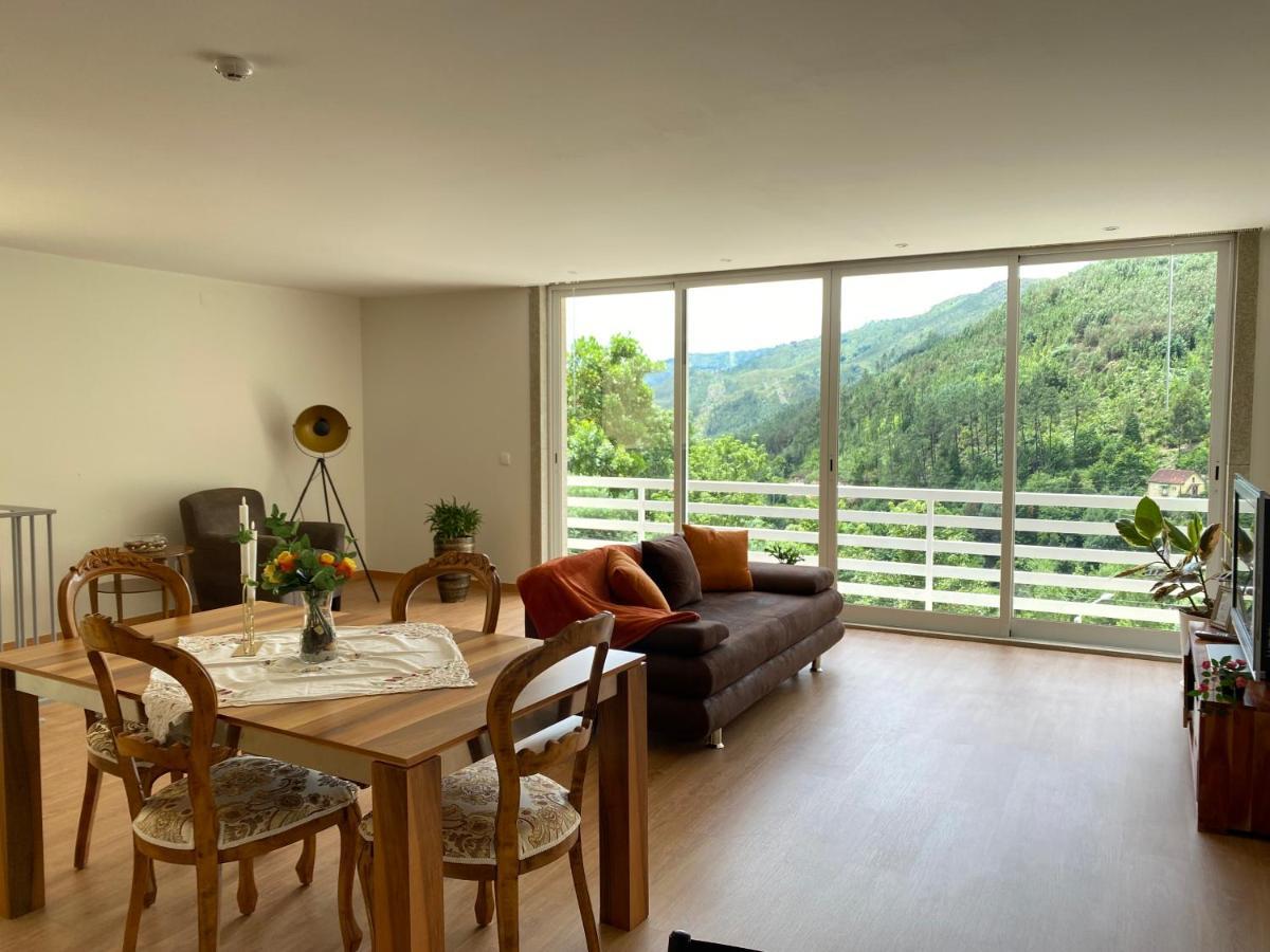 Geres Distinto Apartment Luaran gambar